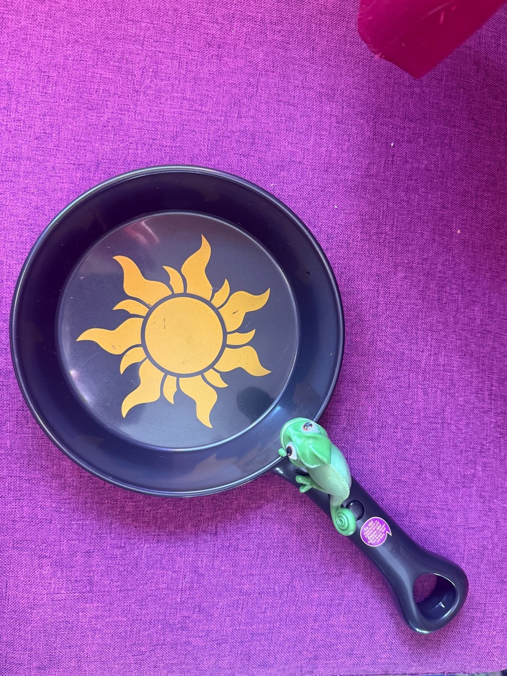 Disney Rapunzel Frying Pan toy WORKS